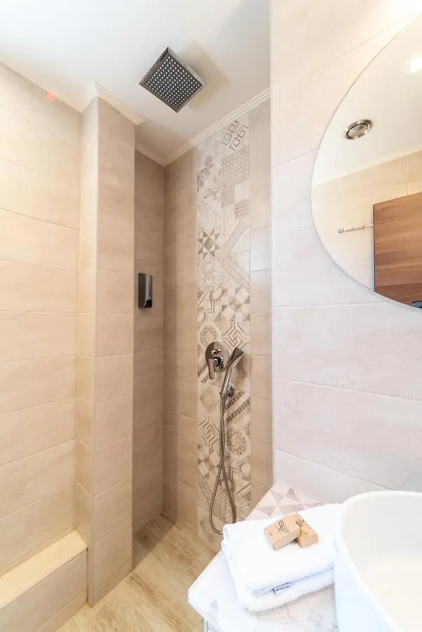 דירה Peraía Luxury Plateia Rooms