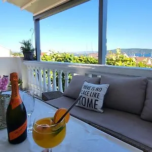 D & N , Kaštela Chorwacja